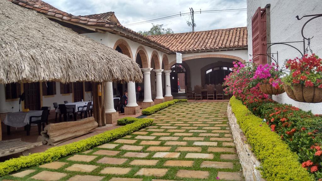Hotel Santa Barbara Colonial - Santa Fe De Antioquia Rum bild
