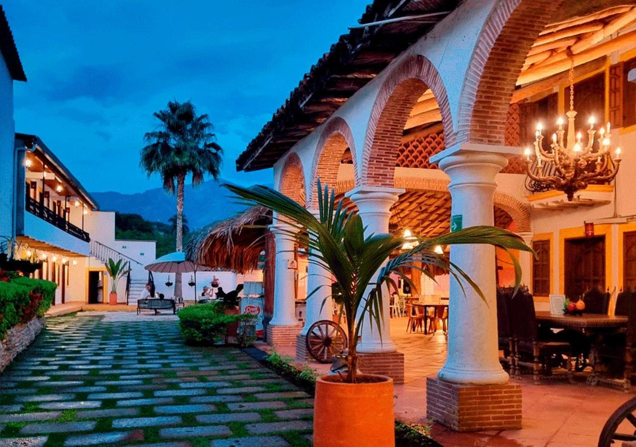 Hotel Santa Barbara Colonial - Santa Fe De Antioquia Exteriör bild